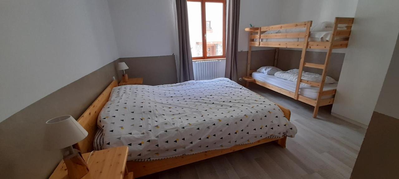 Chambre A Louer A La Nuitee ล็องส์เลอบูร์-มง-เซอนี ภายนอก รูปภาพ
